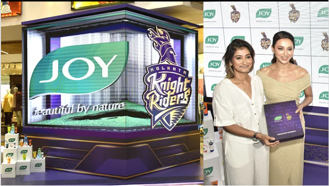 Joy Personal Care showcases a 4D anamorphic display, 'JOY KKR 4D Fan-tasy' ft. Mimi Chakraborty